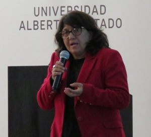 Elisa Araya UAH Universidad Acreditada